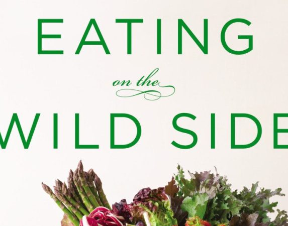 Featuerd image for Eating On The Wild Side: A Field Guide To Nutritious Food